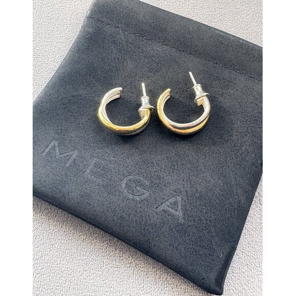 New MEGA Jewelry Crossover Hoop Earrings - Picture 4 of 5